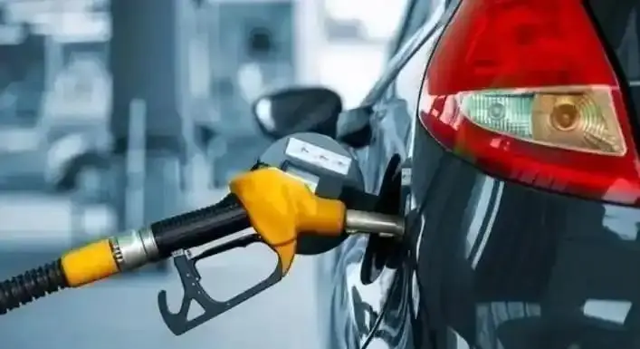 开云体育入口-油车降费电车缴费，2026年公路税费大改，你的车一年到底亏没亏？