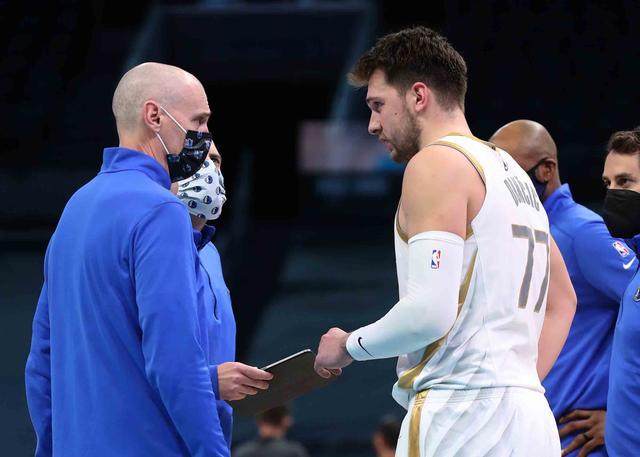 开云体育下载-卢卡魔法再现！东契奇神奇绝杀 连詹皇都不淡定了